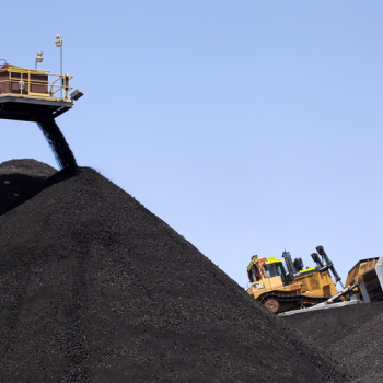 Coal_Stockpiles_at_Kayenta_Mine